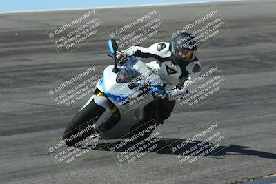 media/Mar-24-2025-Moto Forza (Mon) [[57ce5c5cff]]/3-Beginner Group/Session 2 Bowl/